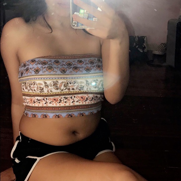 Forever 21 tube top - Picture 2 of 2